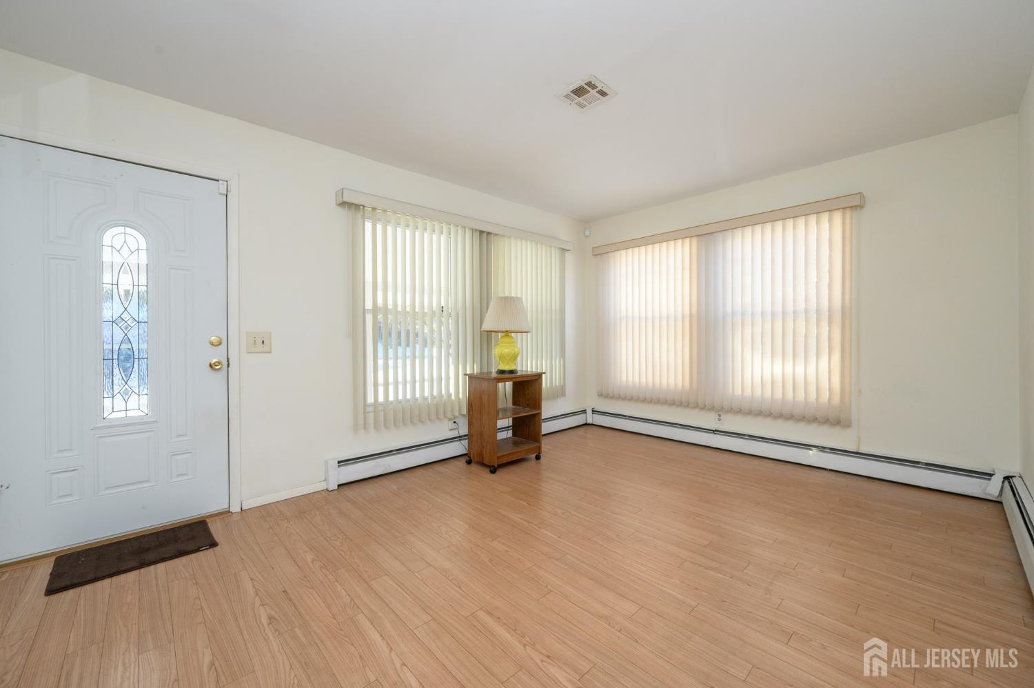 27 Bahamia Drive Image 4