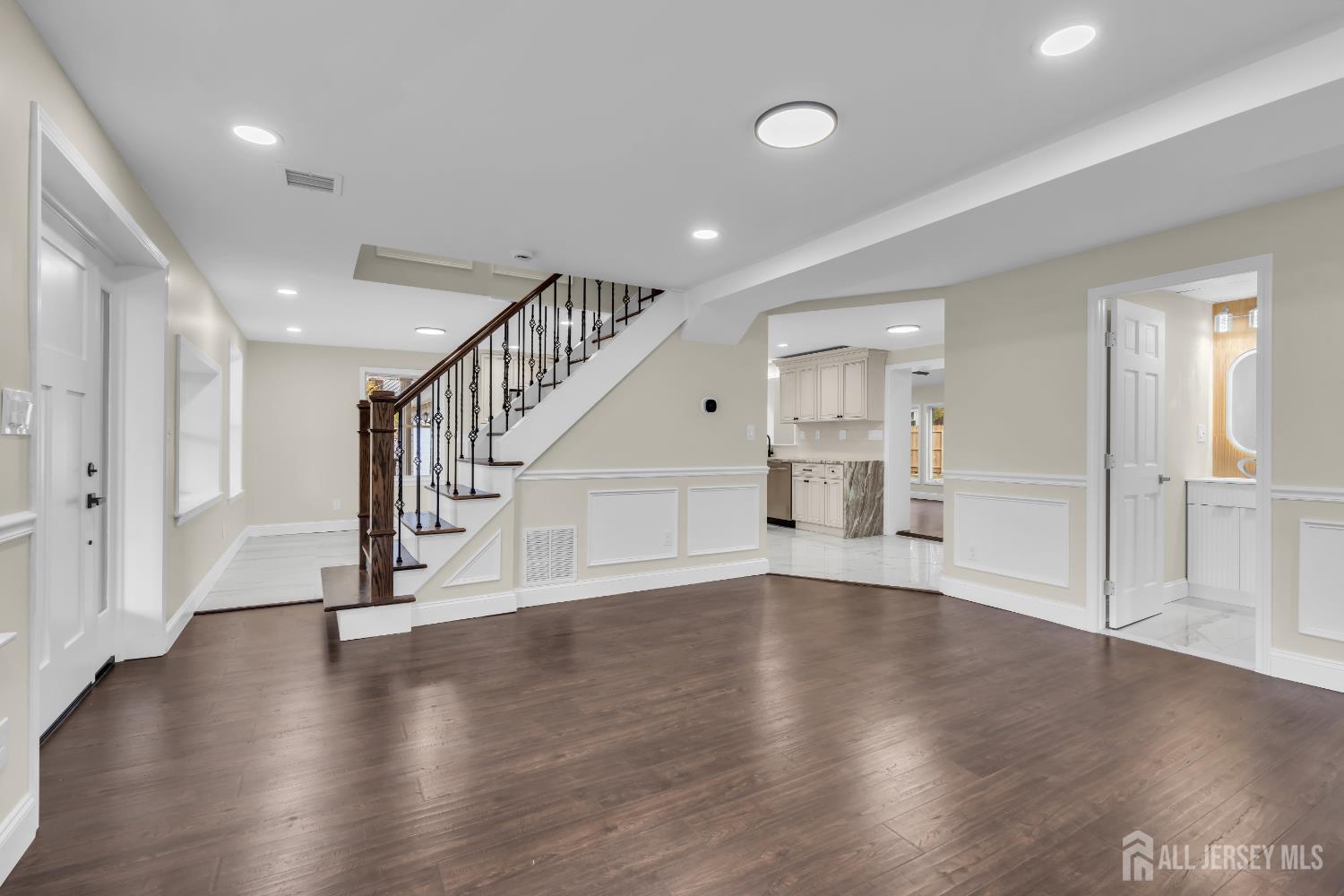 537 S Atlantic Avenue, Aberdeen, NJ, 07747 image 17