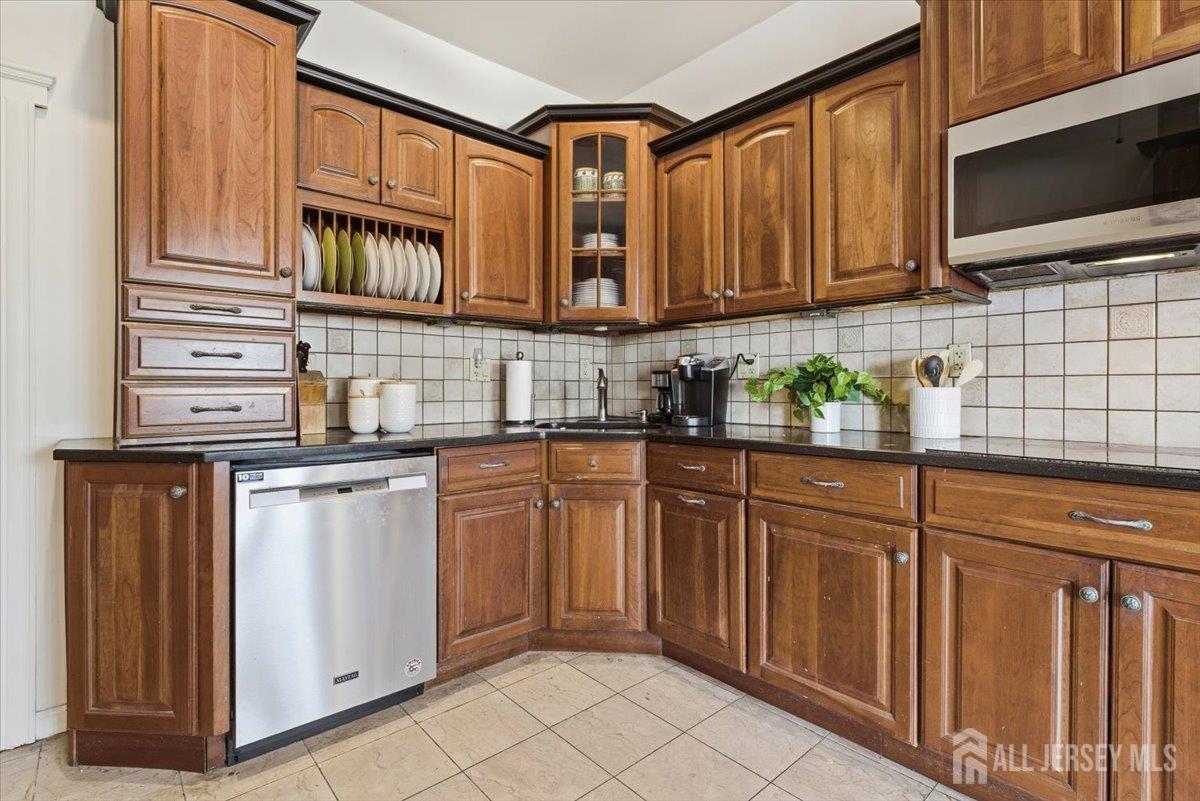 554 Barron Avenue, Woodbridge Proper, NJ, 07095 image 11