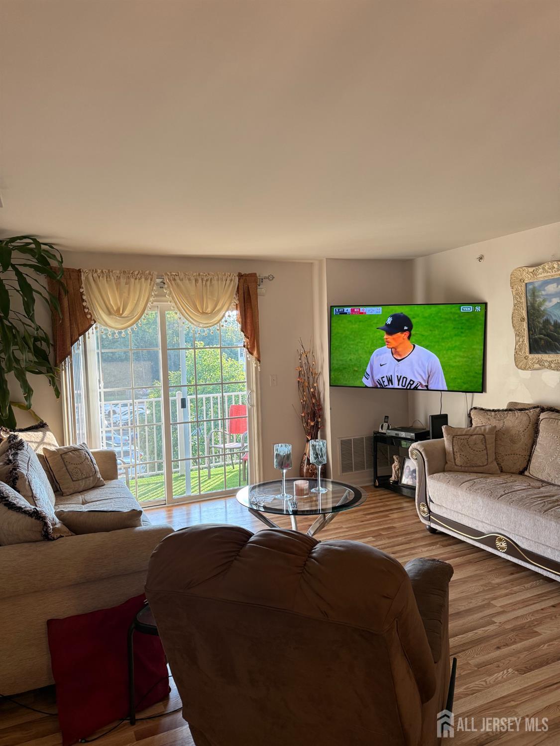 1035 dogwood Court 1035, New Brunswick, NJ, 08901