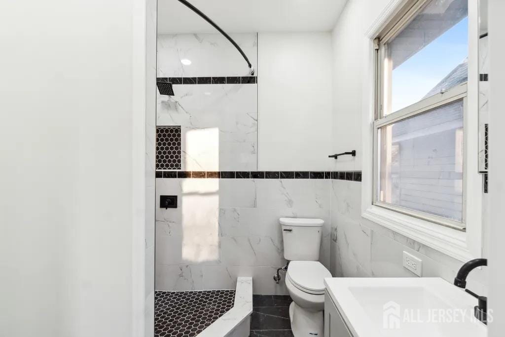 29 S 2nd Avenue, Highland Park, NJ, 08904 image 39