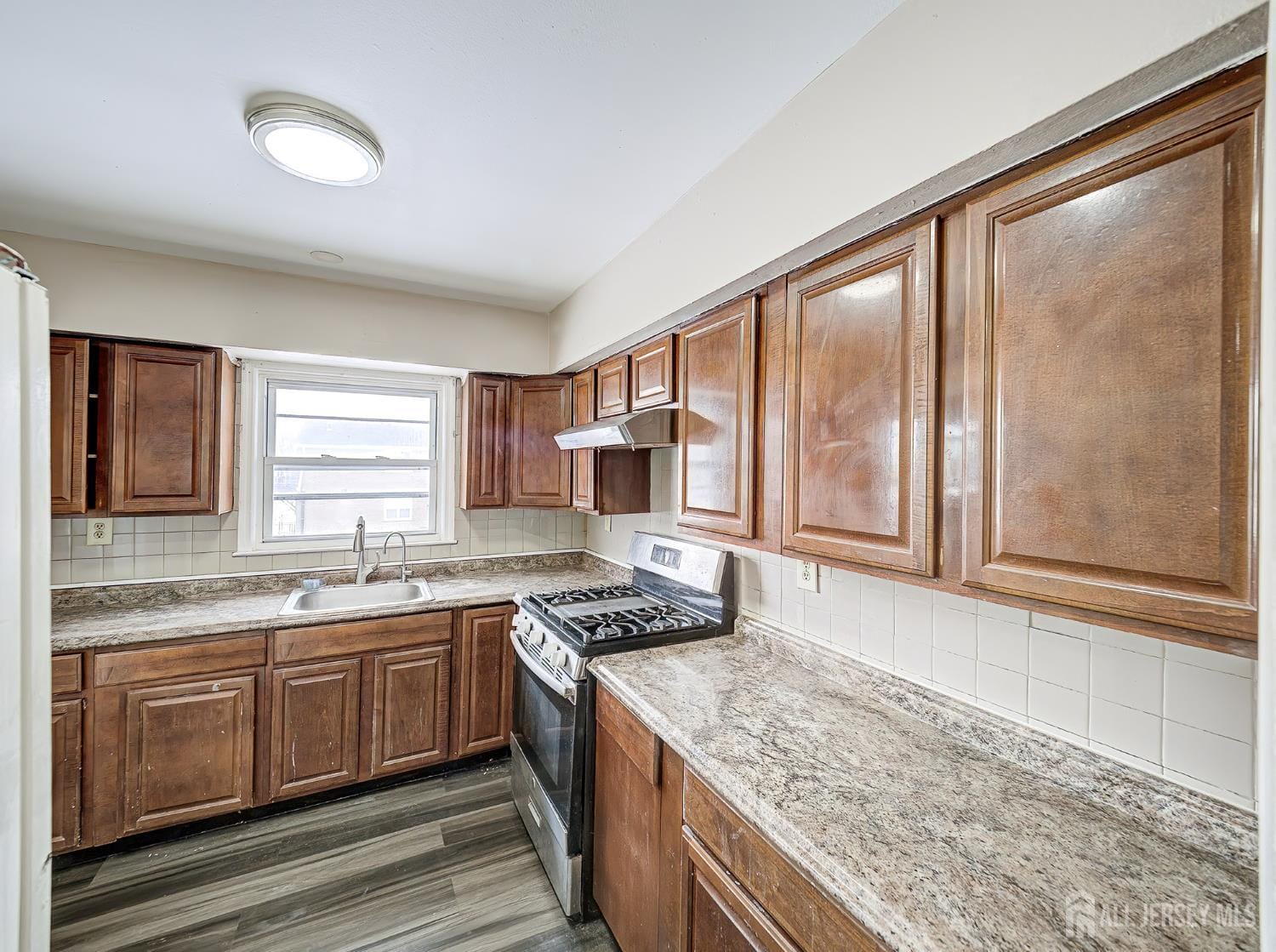 42 Mercer Street, Carteret, NJ, 07008 image 21