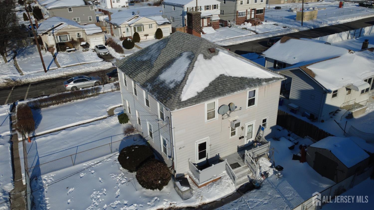 48 Locust Street Image 3