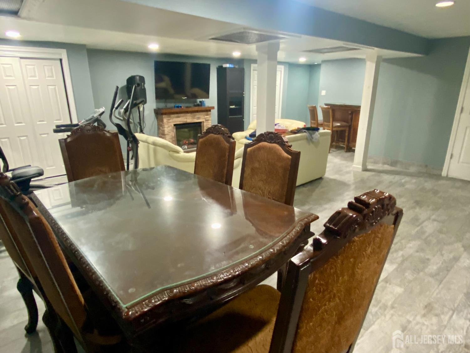 41 Elmwood Avenue, Carteret, NJ, 07008 image 32