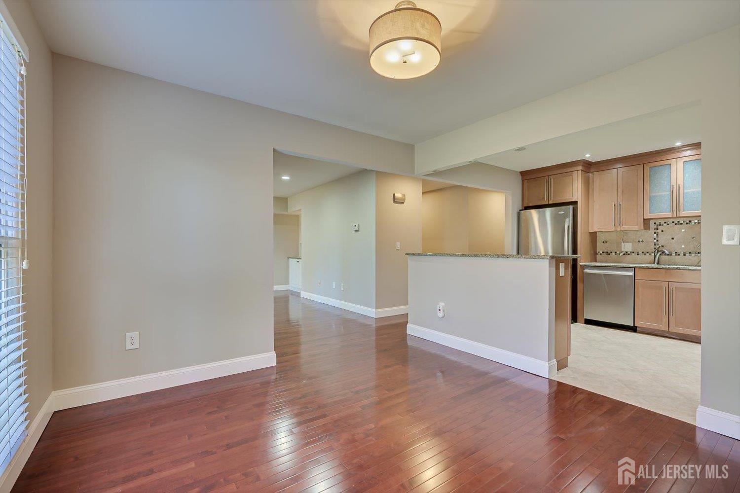 133 Oakmont Court, Edison, NJ, 08820 image 21