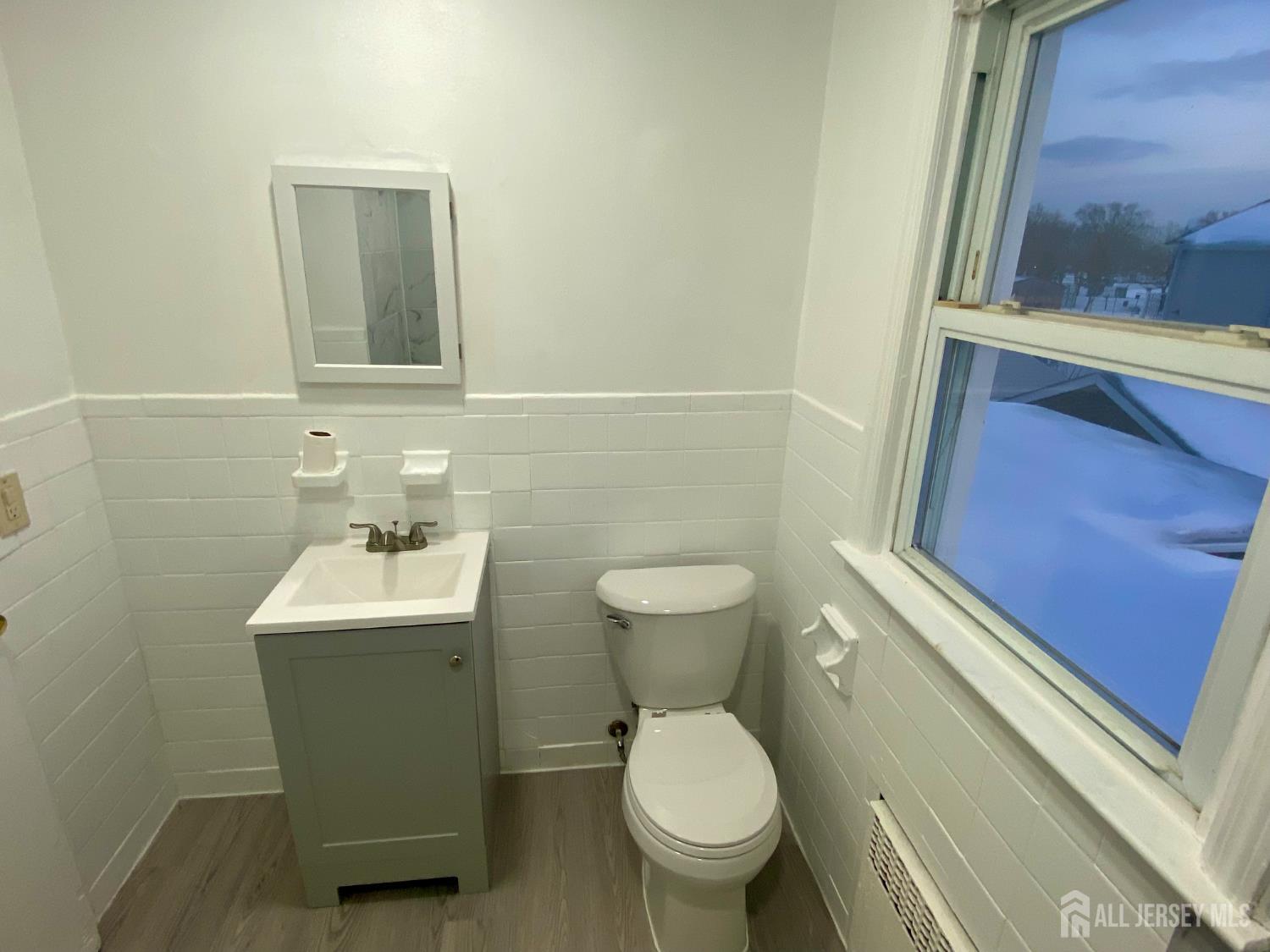 41 Elmwood Avenue, Carteret, NJ, 07008 image 21