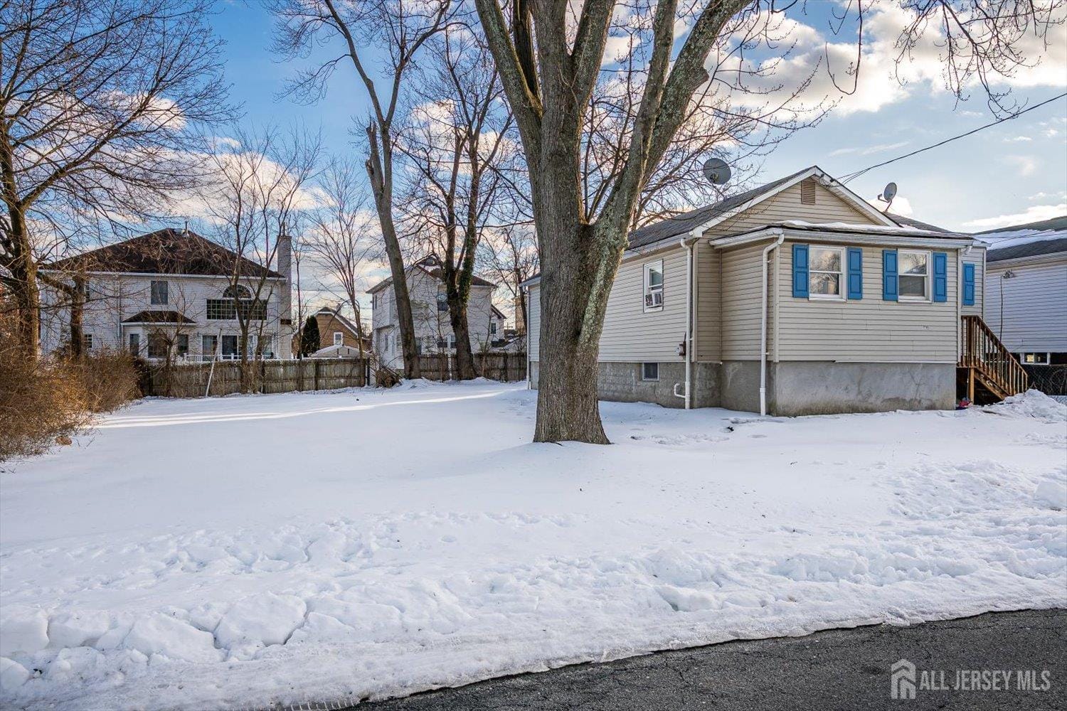 139 Fiat Avenue Image 2