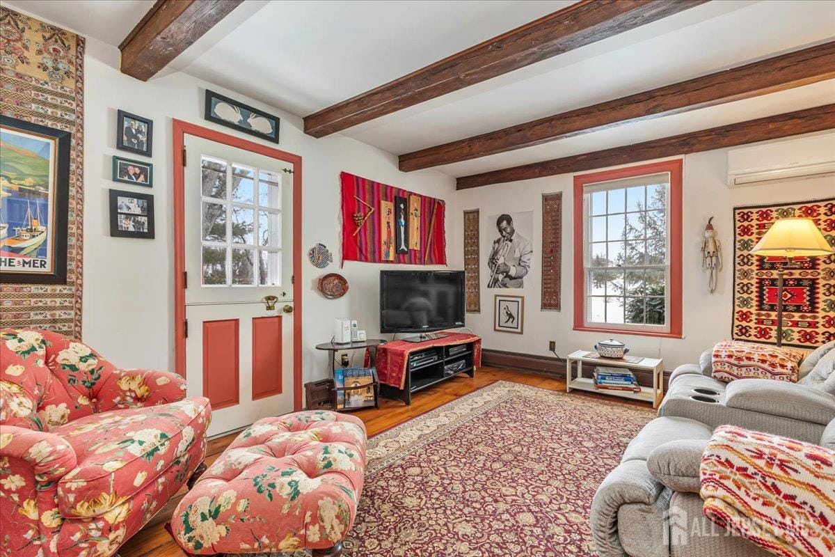 18 Wyckoff Place Image 3