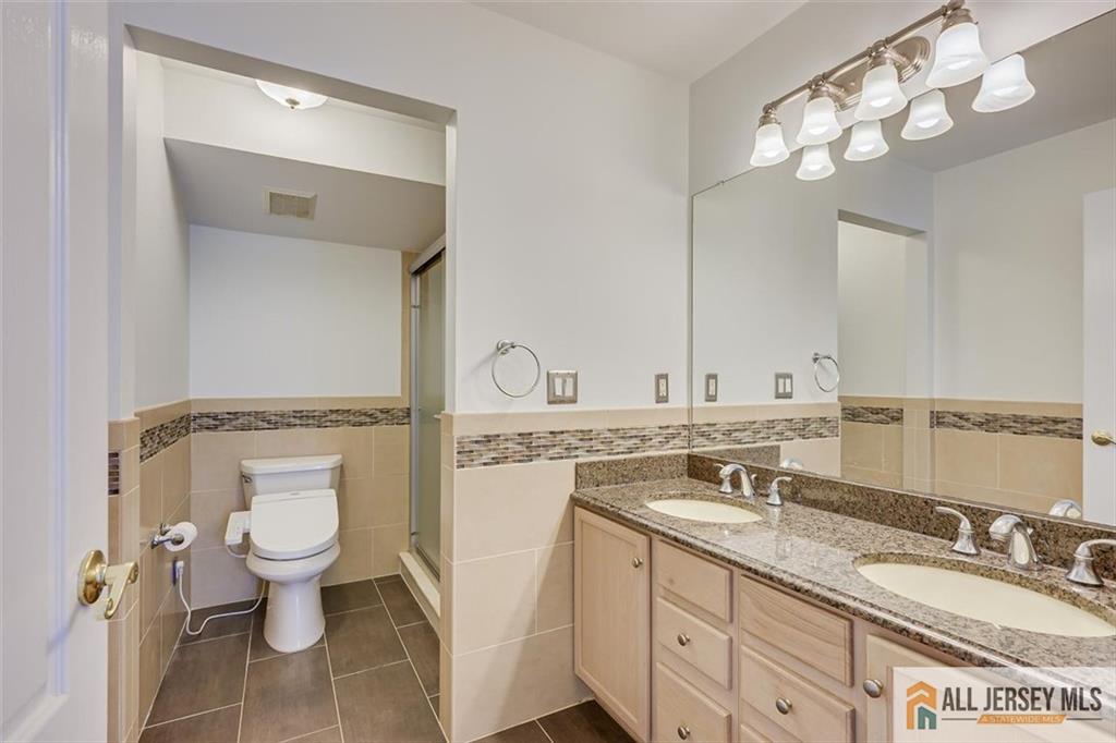 53 Kelly Way, South Brunswick, NJ, 08852 image 42