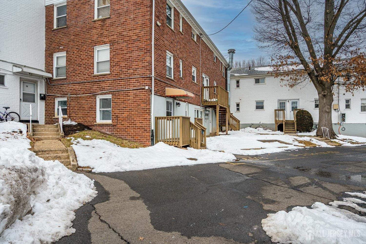 2 Garfield Park Image 3