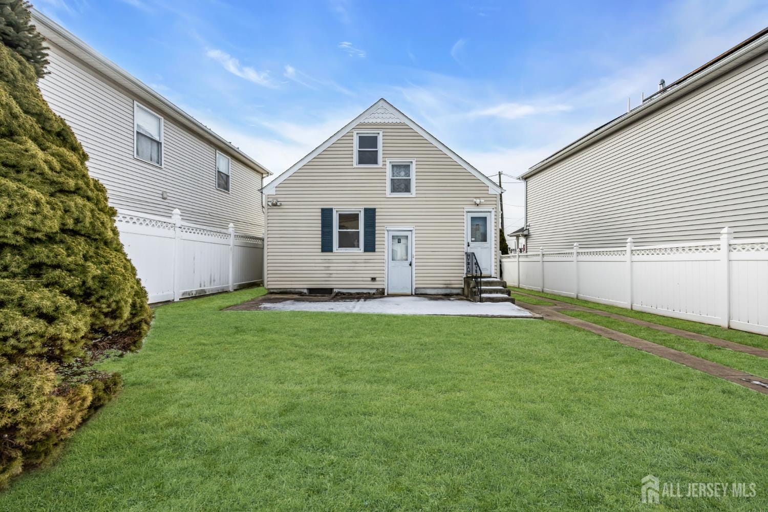 16 Sharot Street, Carteret, NJ, 07008 image 25