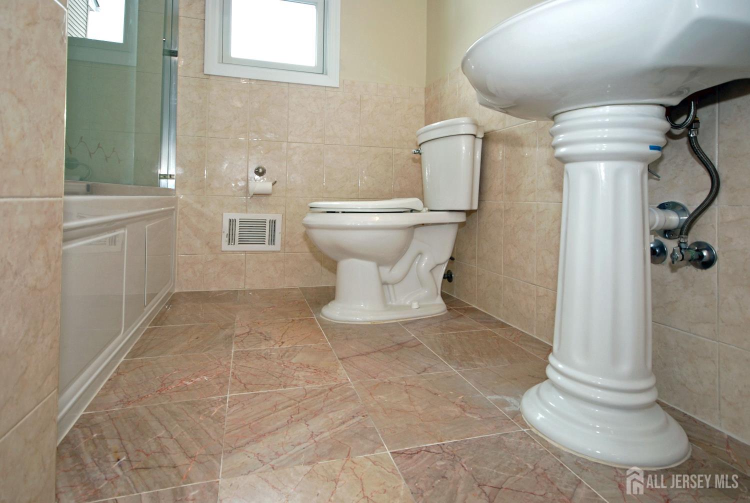 824 Drake Avenue, Middlesex, NJ, 08846 image 30