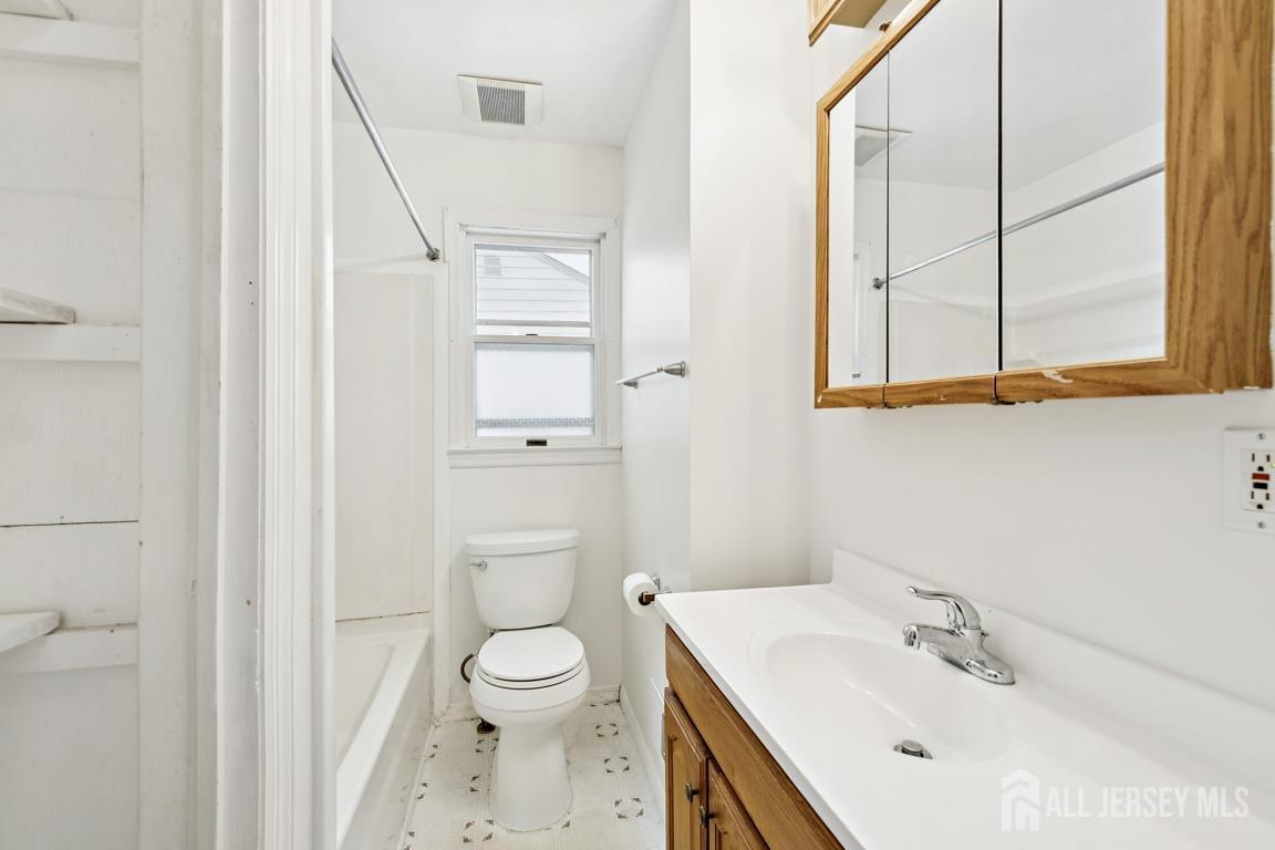 95 J F Kennedy Drive, Milltown, NJ, 08850 image 19