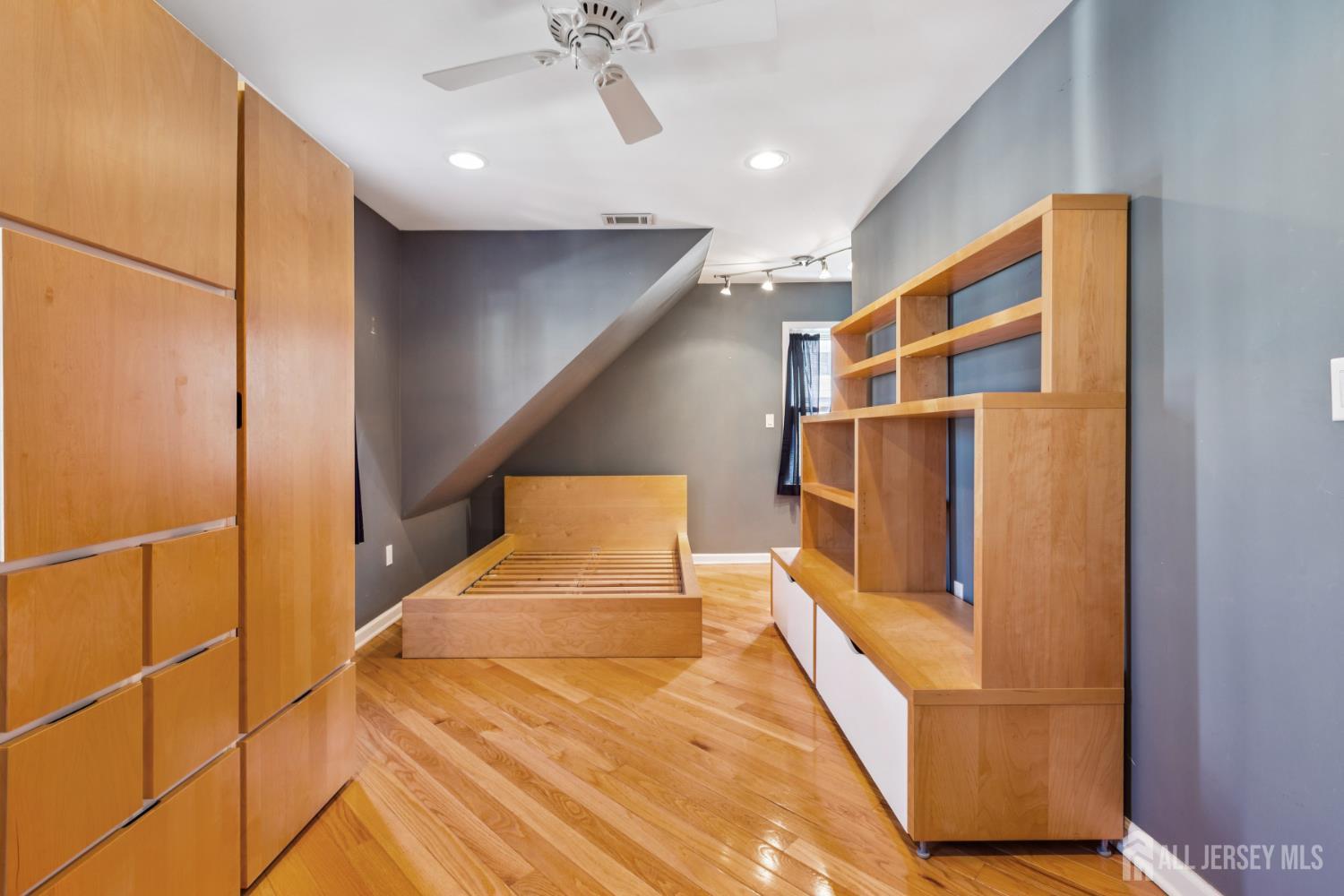 22 Roosevelt Street, South River, NJ, 08882 image 19