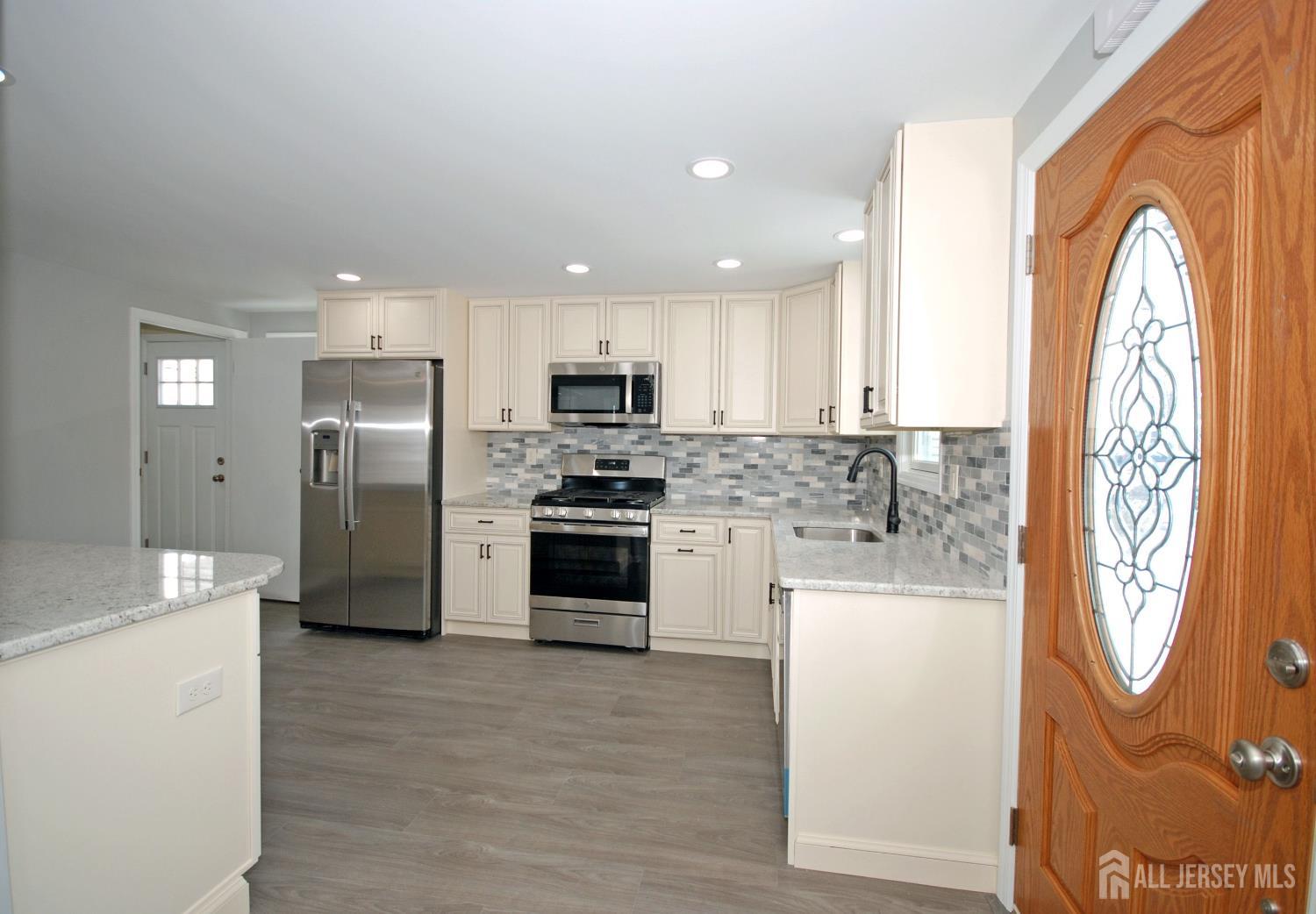 824 Drake Avenue, Middlesex, NJ, 08846 image 10