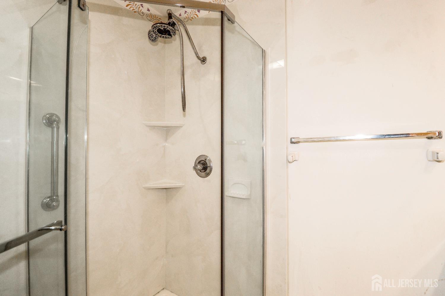 190 Jonathan Place, Franklin Twsp, NJ, 08873 image 26