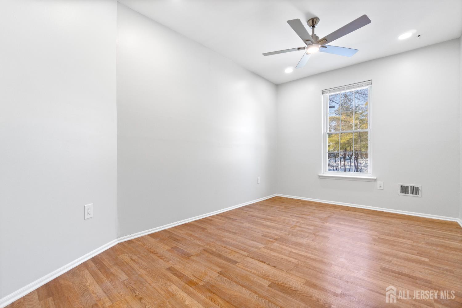 5161 Beech Court, South Brunswick, NJ, 08852 image 10