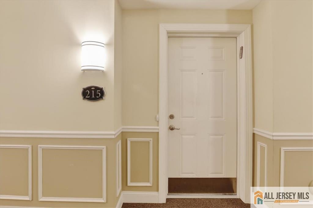 215 Bloomsbury Drive Image 5