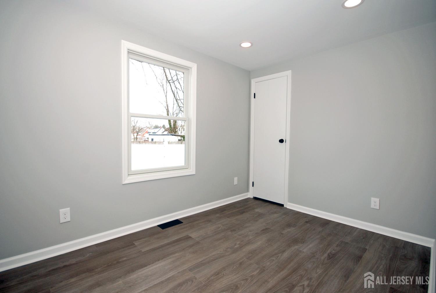 824 Drake Avenue, Middlesex, NJ, 08846 image 35