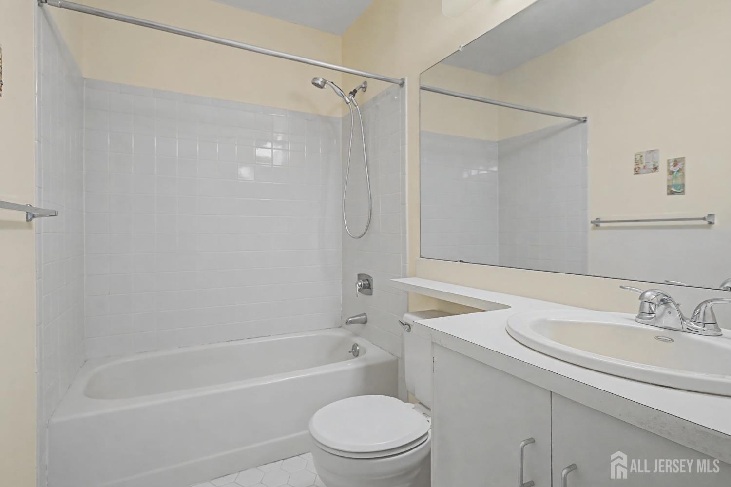 242 Bromley Place, East Brunswick, NJ, 08816 image 10