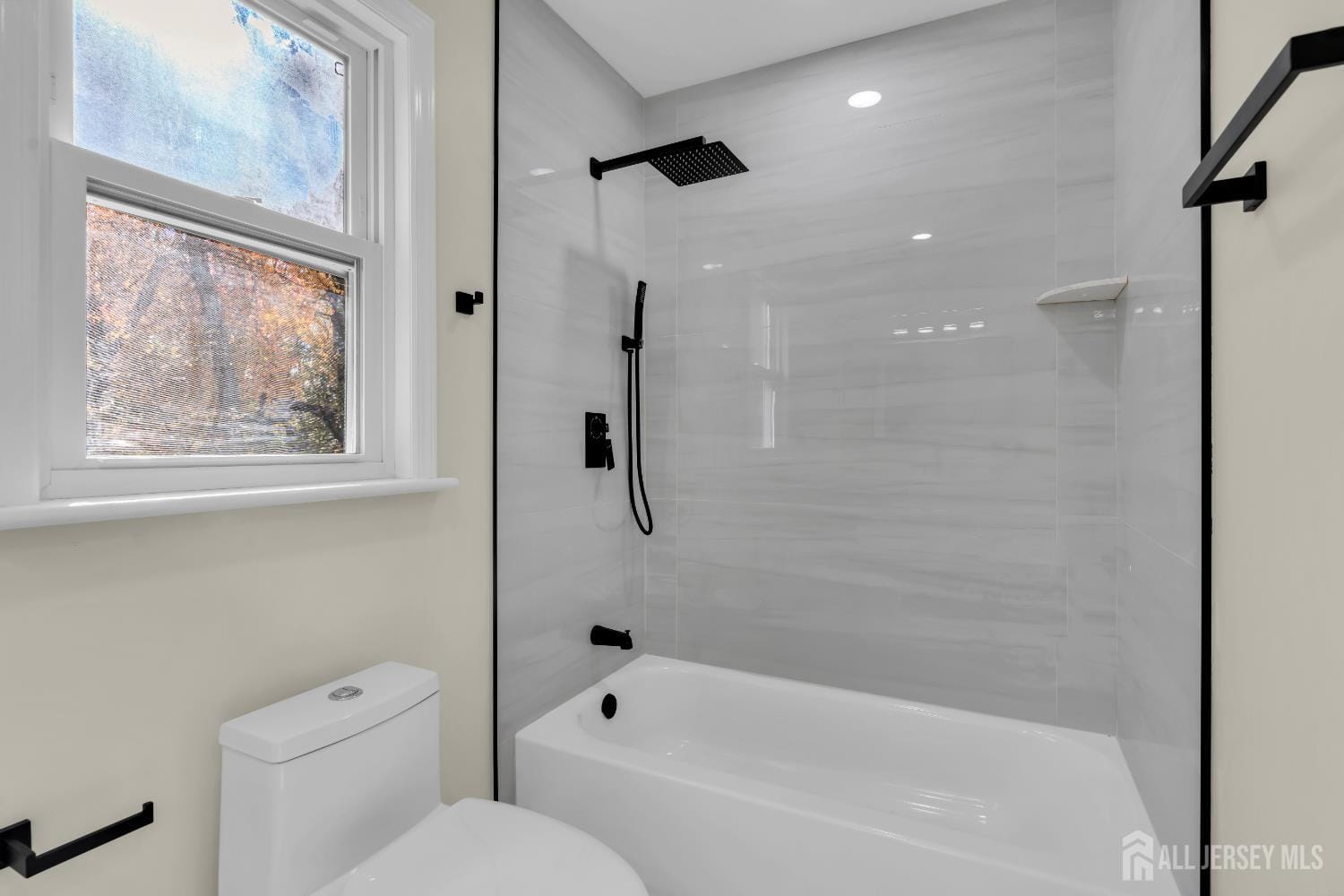 537 S Atlantic Avenue, Aberdeen, NJ, 07747 image 81