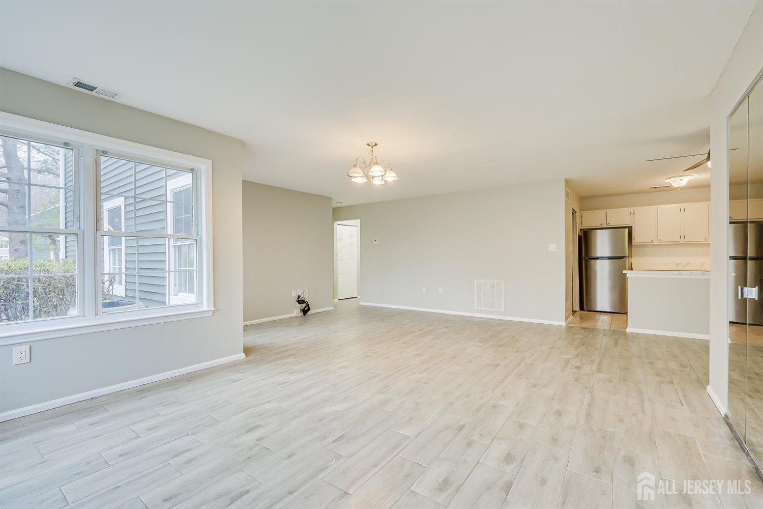 138 pennsylvania Way Image 4