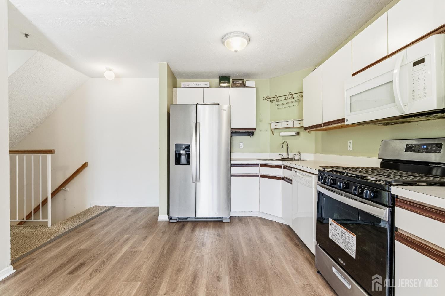 21 Newburgh Drive, Edison, NJ, 08820 image 8