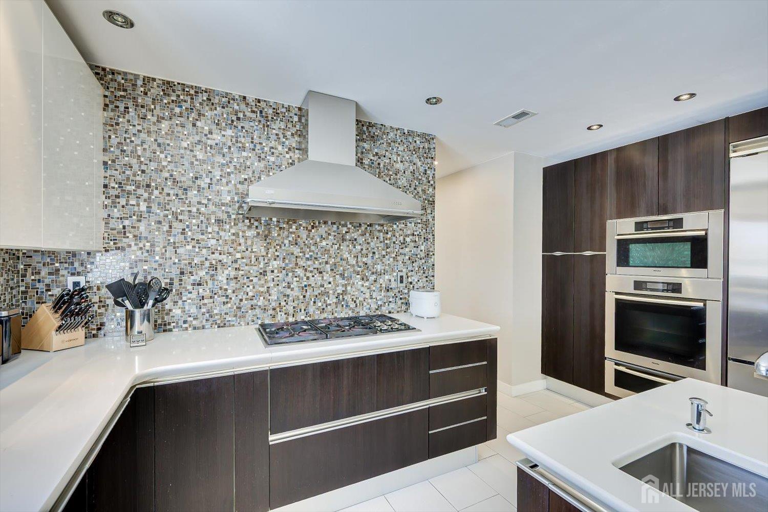 37 Jernee Drive, East Brunswick, NJ, 08816 image 29