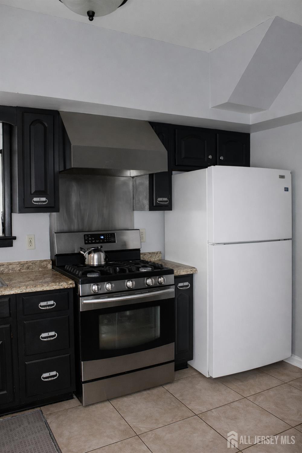 556 compton Avenue, Perth Amboy, NJ, 08861 image 12