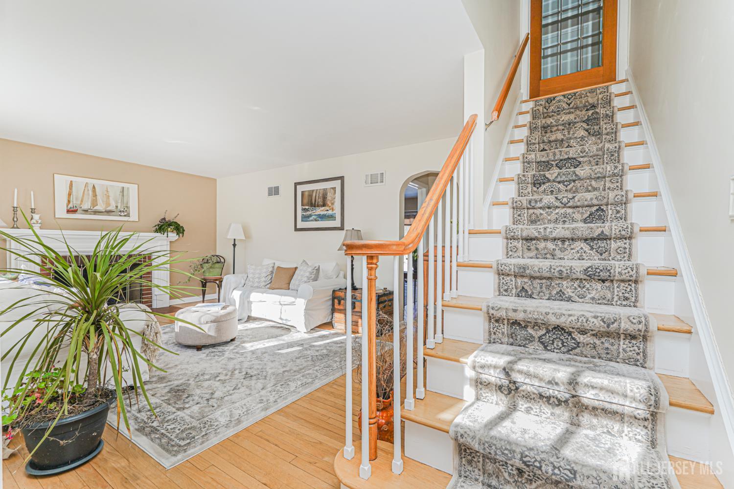 125 Garretson Circle Image 3