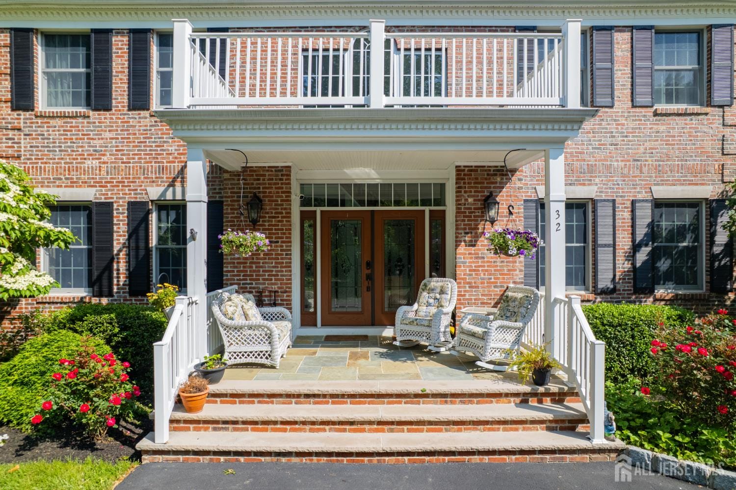 32 Four Bridges Road Image 3