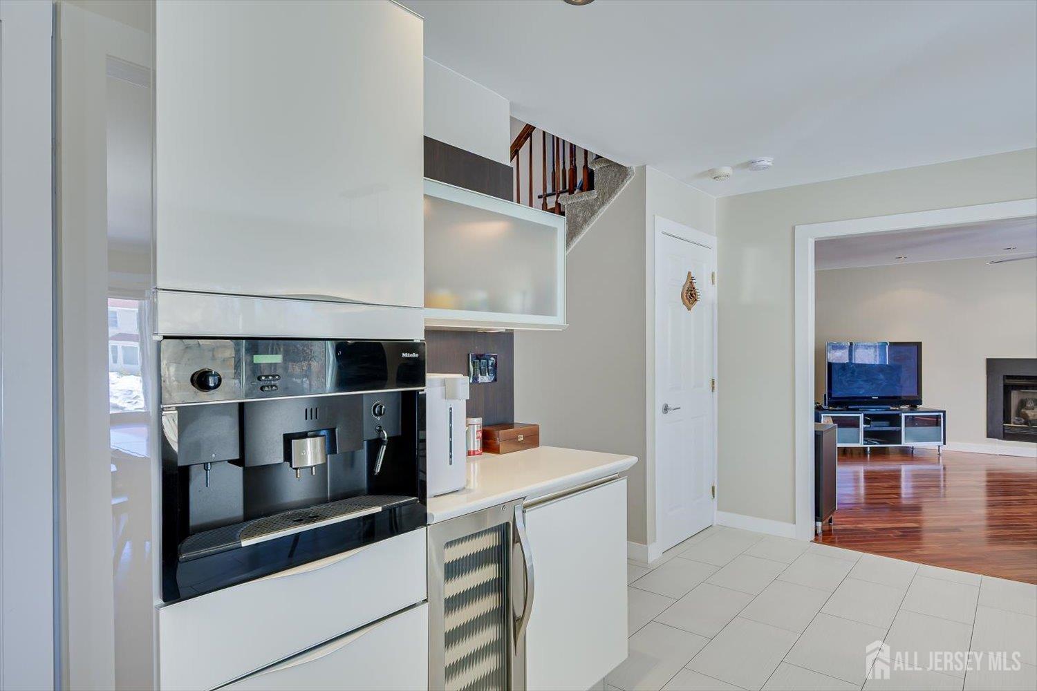 37 Jernee Drive, East Brunswick, NJ, 08816 image 35