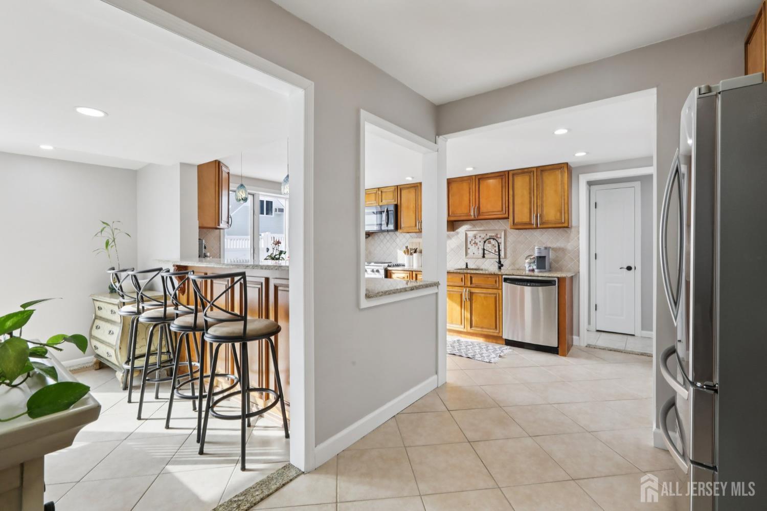 26 Linda Avenue, Colonia, NJ, 07067 image 16