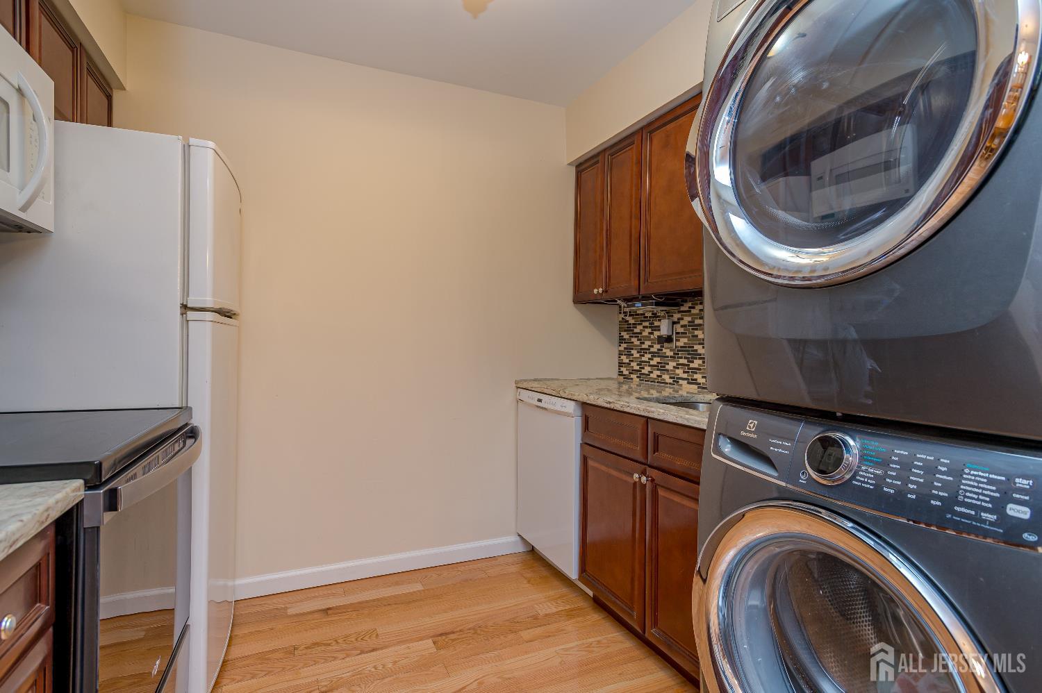 70-10 Prospect Street 10, Metuchen, NJ, 08840 image 9