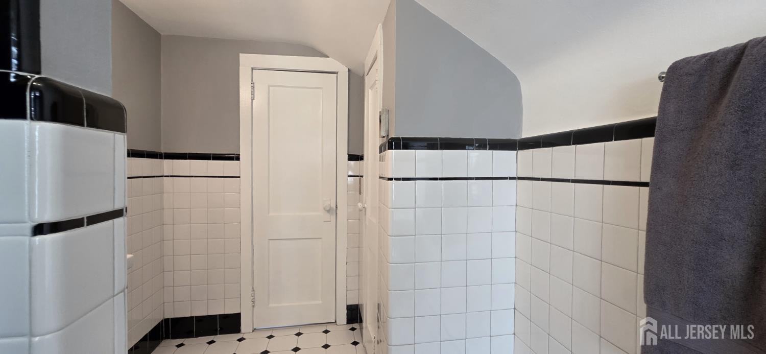 16 Perrine Avenue, Sayreville, NJ, 08872 image 34