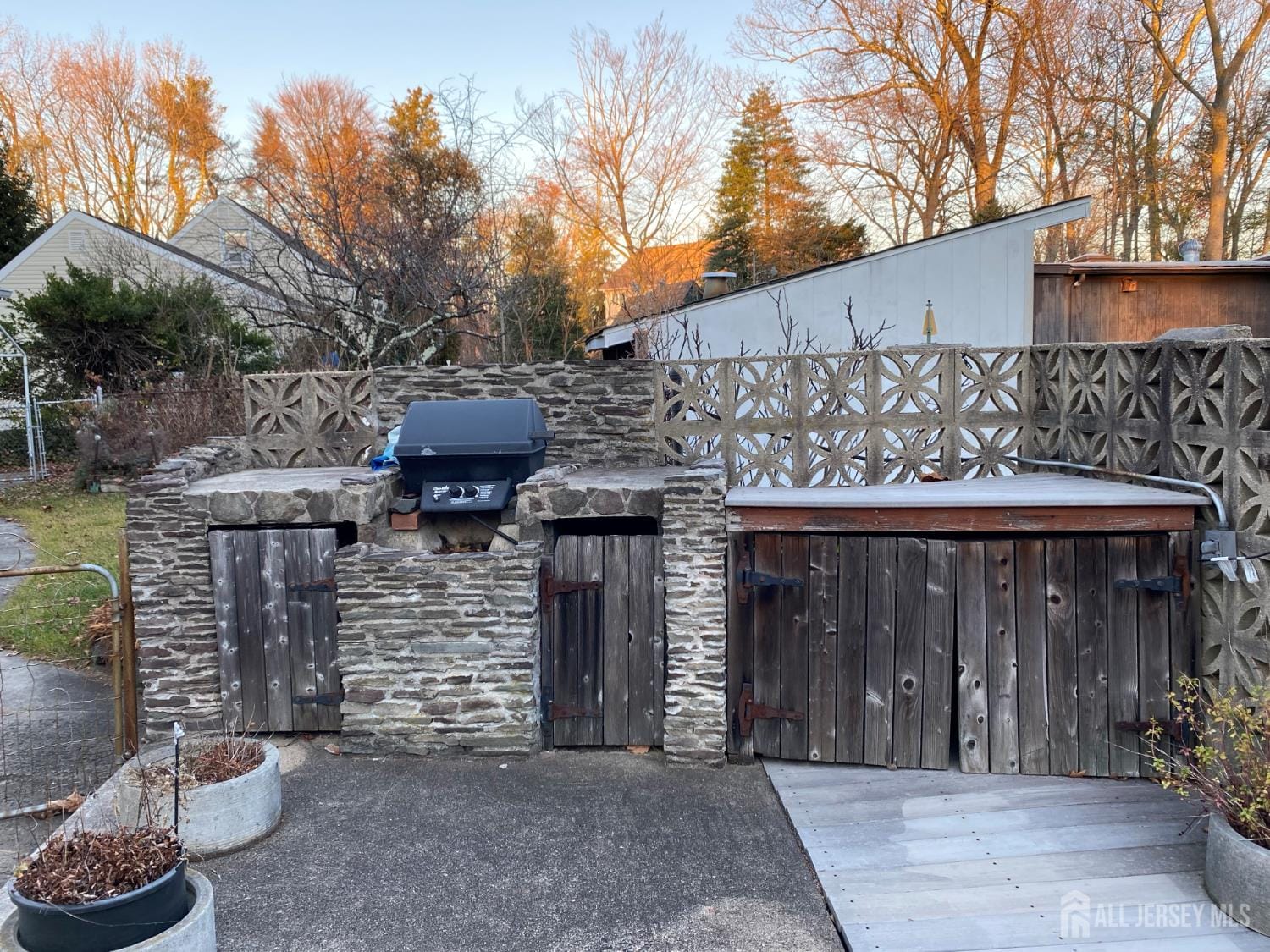 296 Riva Avenue Image 5