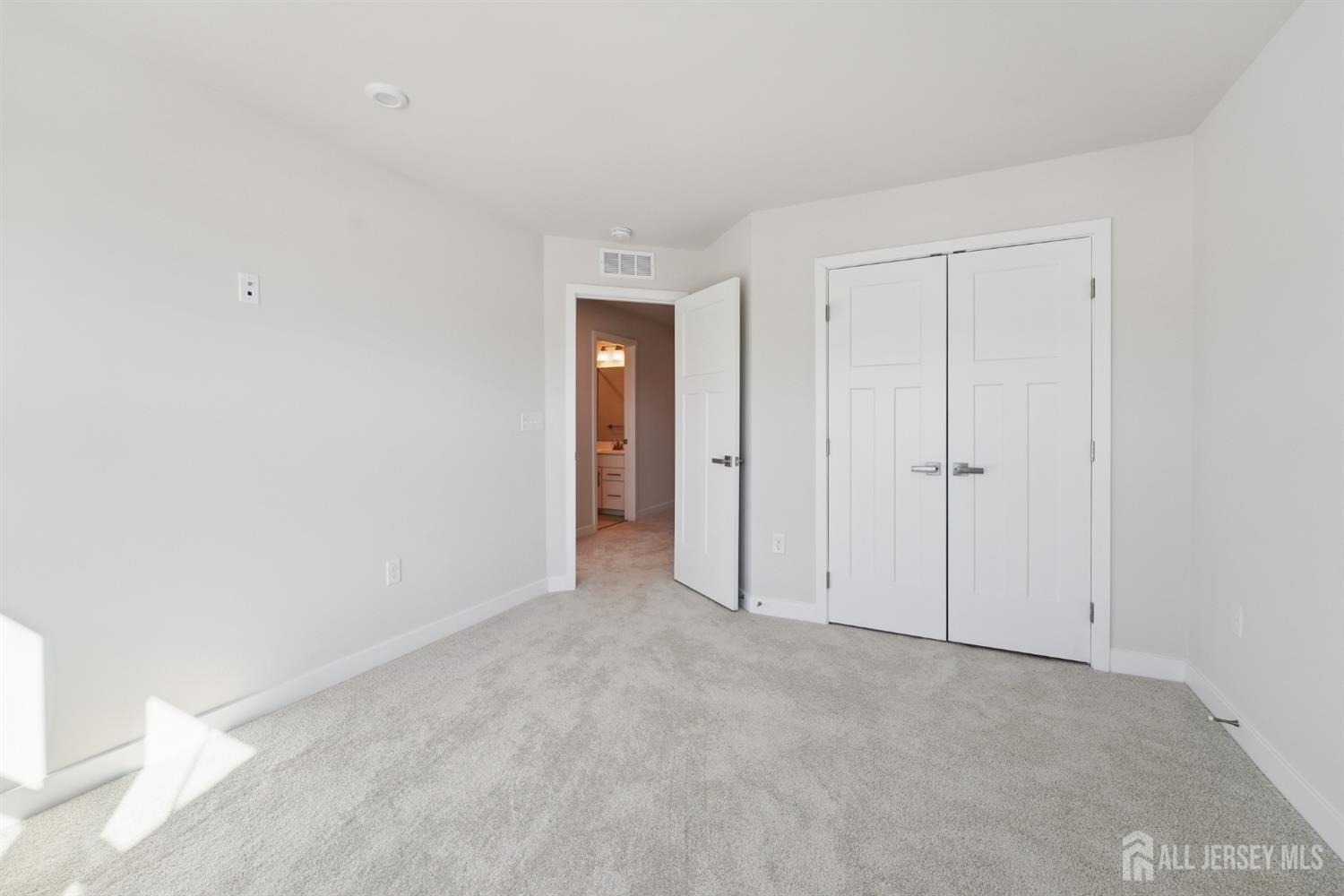 20 Owen Court, Franklin Twsp, NJ, 08873 image 38