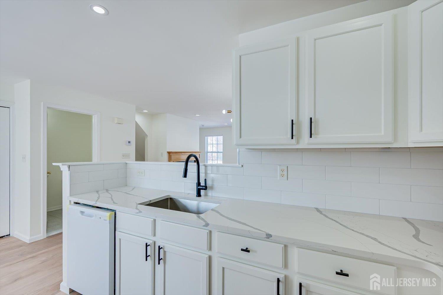 3 Kosmoski Terrace, Sayreville, NJ, 08859 image 24