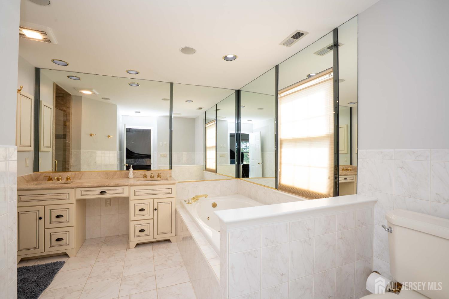 5 Fairmount Court, Monroe, NJ, 08831 image 16