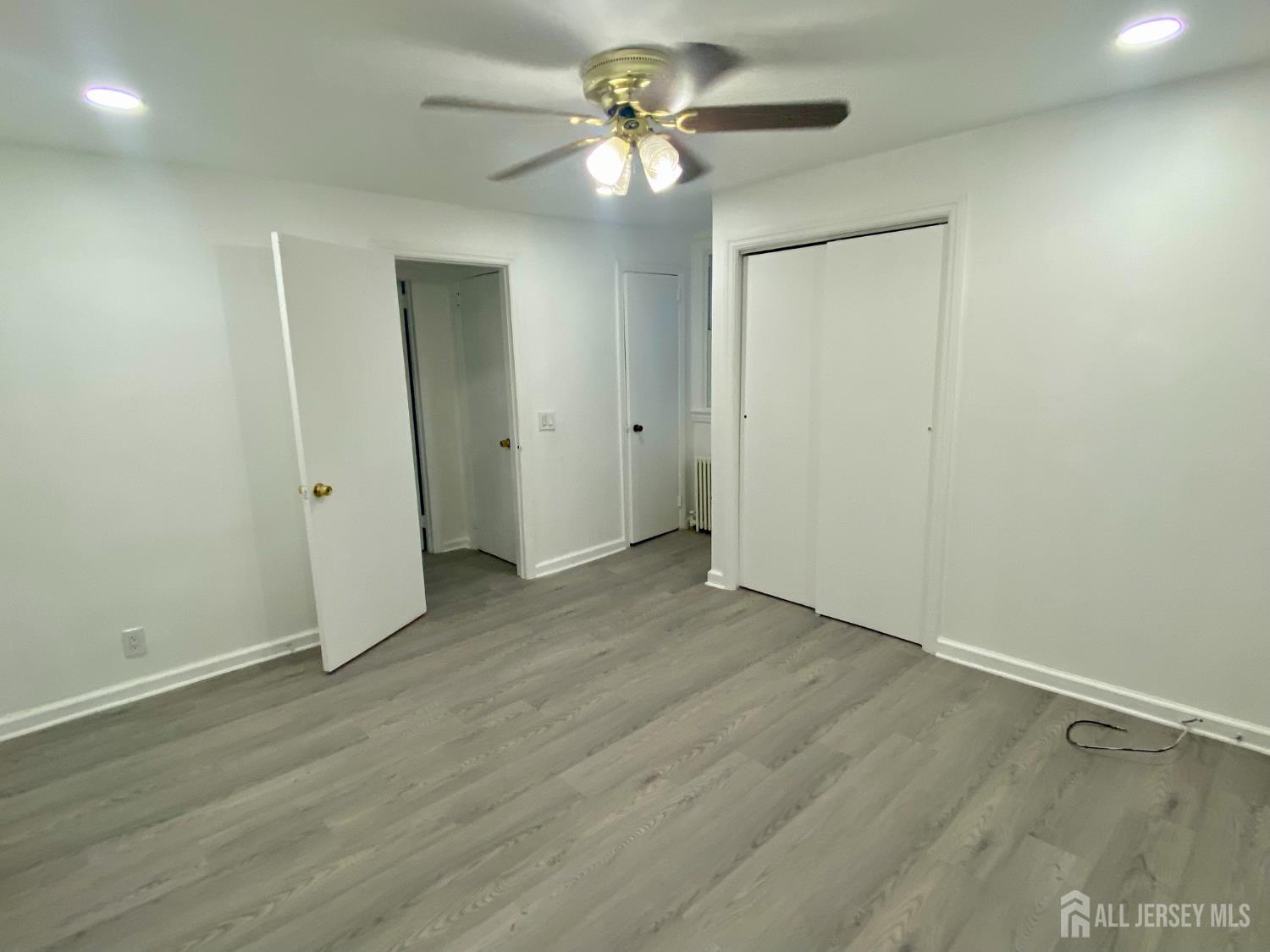 41 Elmwood Avenue, Carteret, NJ, 07008 image 23