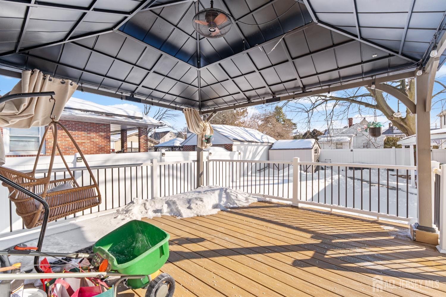 696 Hanson Avenue, Perth Amboy, NJ, 08861 image 18