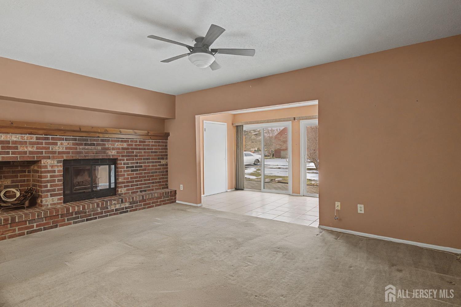 242 Bromley Place Image 5