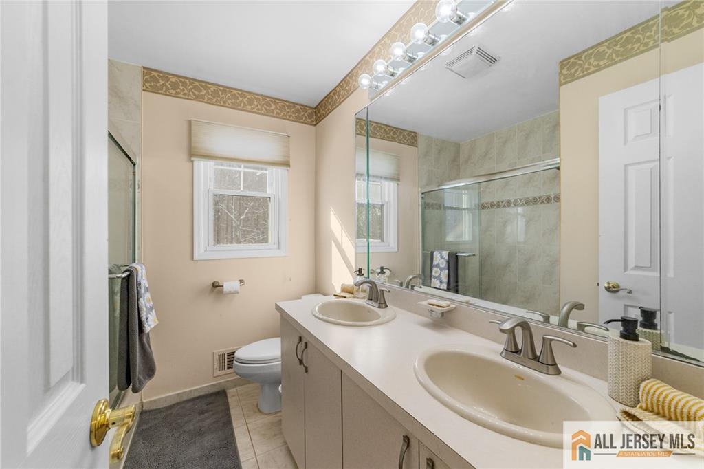 50 Valley Forge Drive, East Brunswick, NJ, 08816 image 26