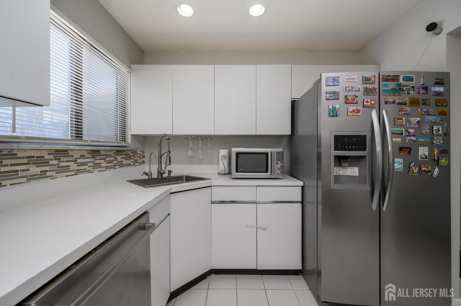 35 Carriage Place, Edison, NJ, 08820 image 7