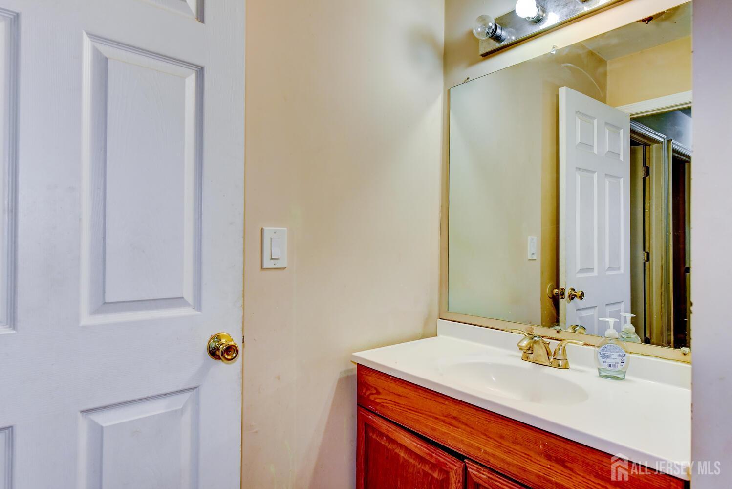 27 newell Avenue, New Brunswick, NJ, 08901 image 12