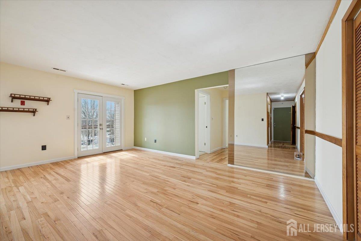 209 Green Hollow Drive, Iselin, NJ, 08830 image 11