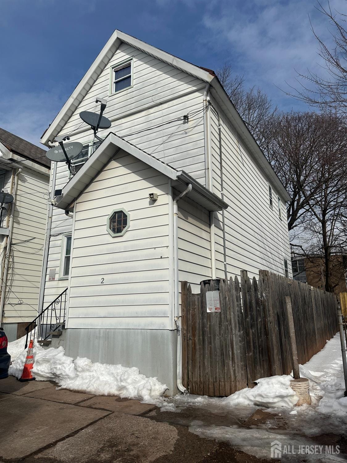 2 BALL ST Street Image 3