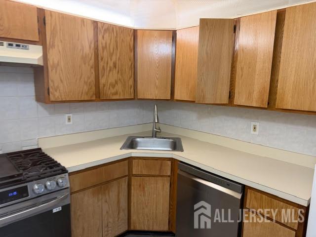 436 Danbury Lane Image 5