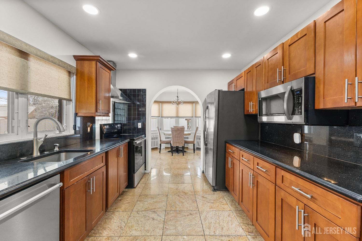 80 Glenwood Avenue, Elmwood Park, NJ, 07407 image 8