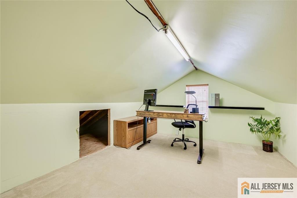 19 Oxford Road, East Brunswick, NJ, 08816 image 28